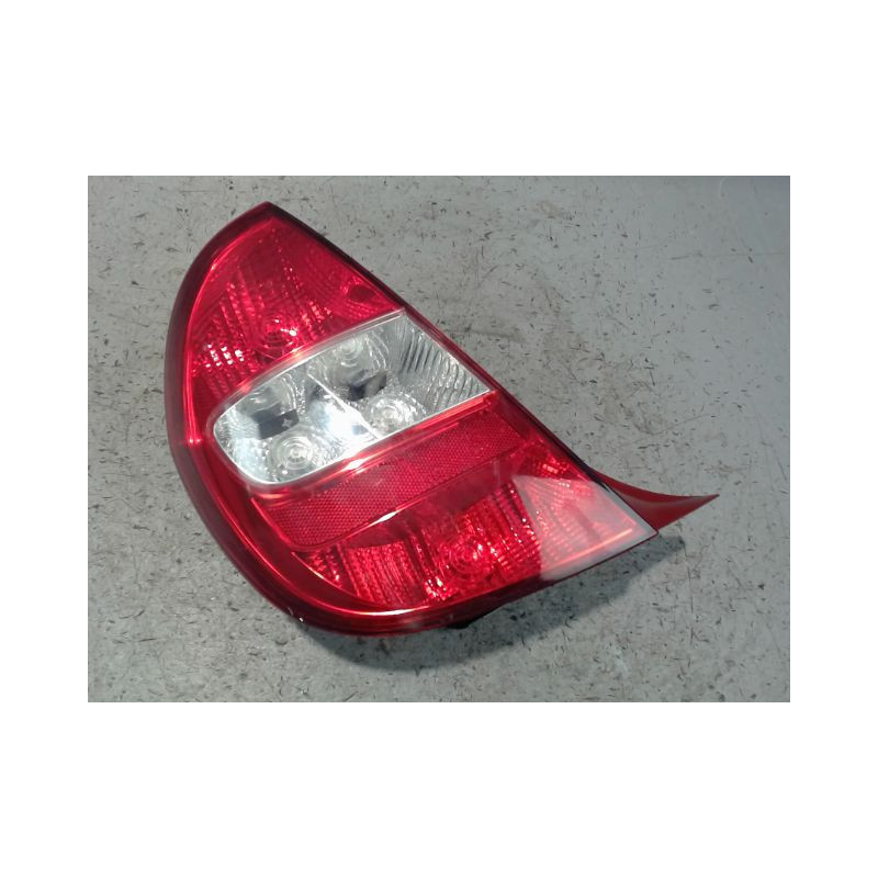 FEU ARRIERE GAUCHE  CITROEN C5 2001-2004