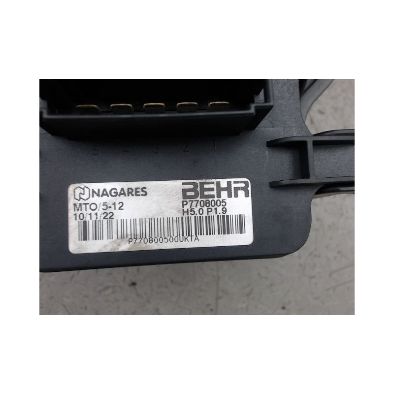 MOTEUR VENTILATEUR CHAUFFAGE PEUGEOT 3008