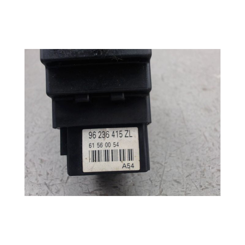 COMMANDE CLIGNOTANT CITROEN SAXO