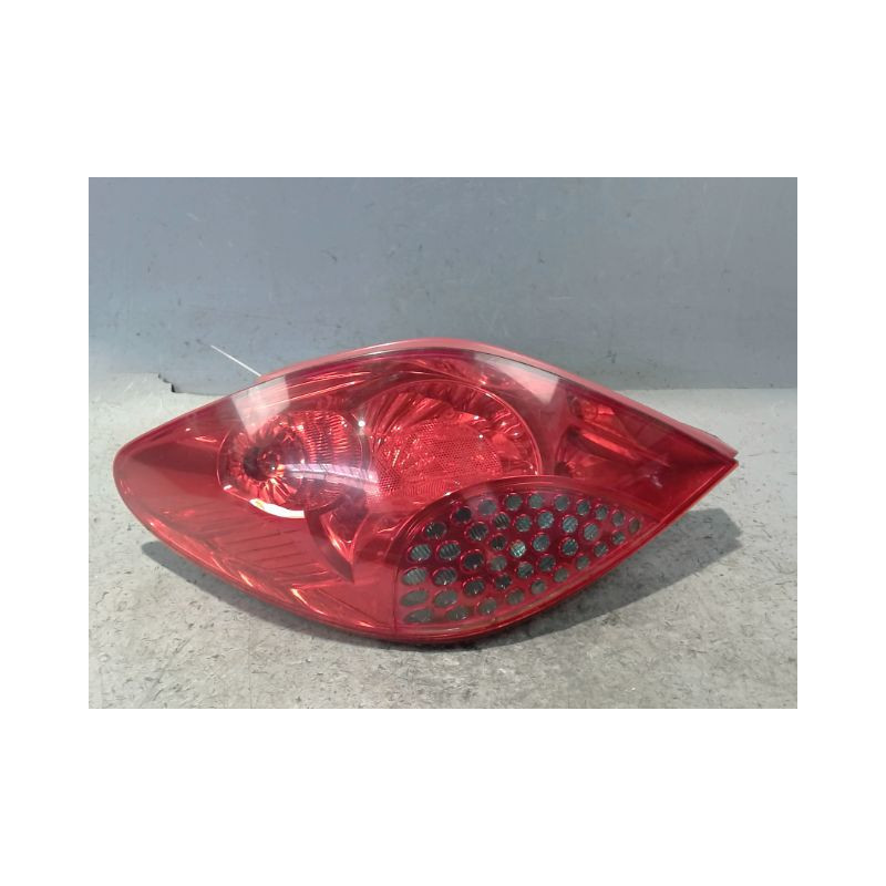 FEU ARRIERE GAUCHE  PEUGEOT 207 5P