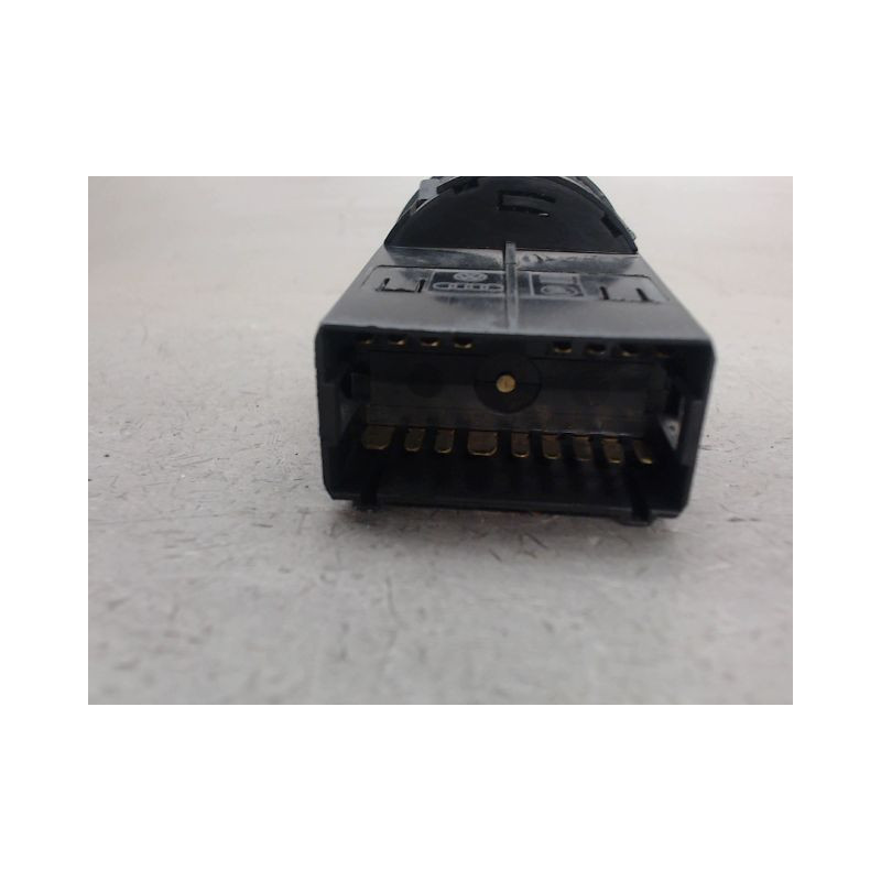 COMMANDE ECLAIRAGE AUDI A4
