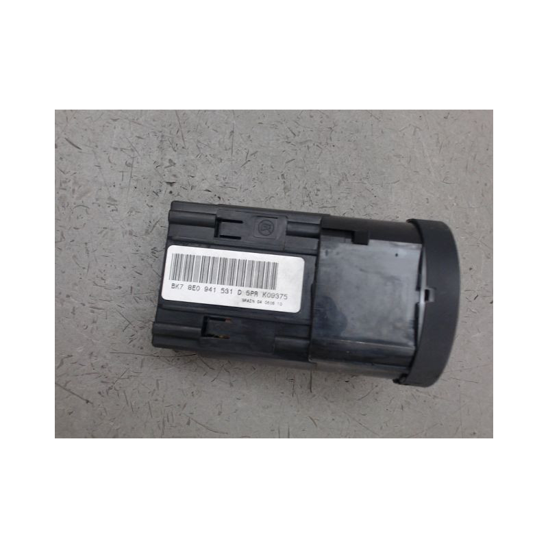 COMMANDE ECLAIRAGE AUDI A4
