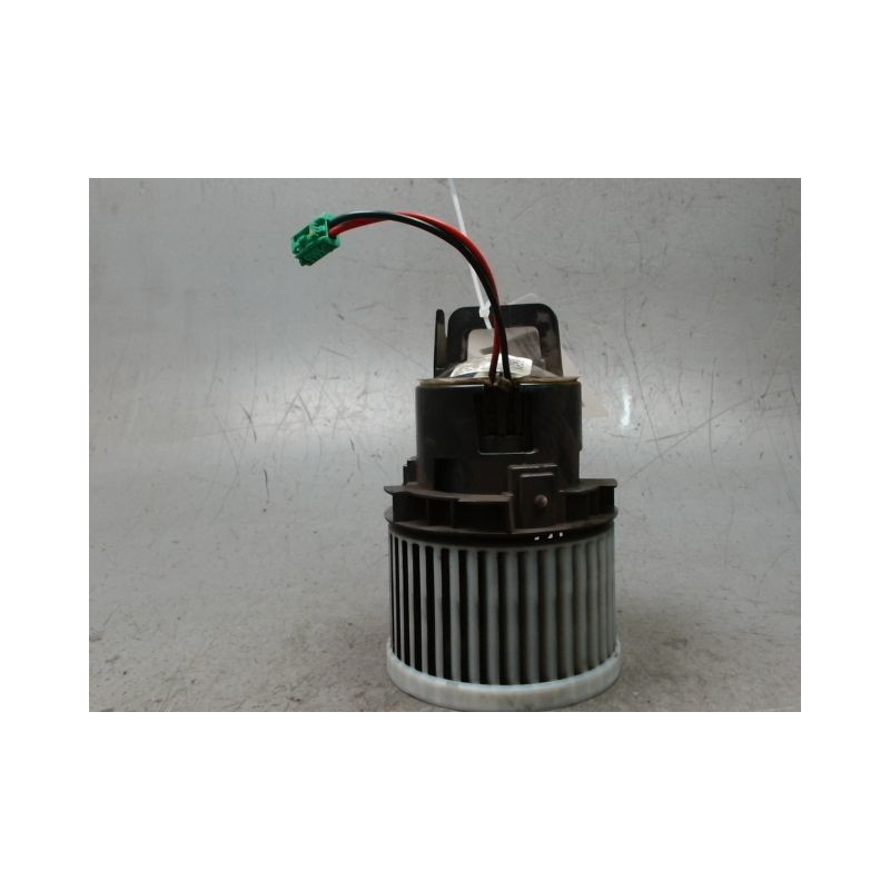 MOTEUR VENTILATEUR CHAUFFAGE PEUGEOT 308