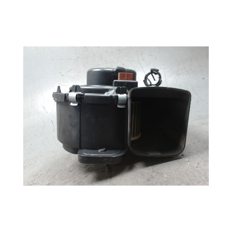 MOTEUR VENTILATEUR CHAUFFAGE CITROEN SAXO