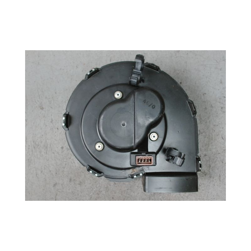 MOTEUR VENTILATEUR CHAUFFAGE CITROEN SAXO