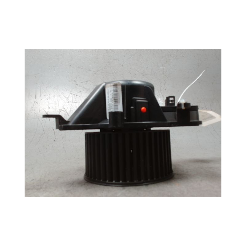 MOTEUR VENTILATEUR CHAUFFAGE PEUGEOT 3008 2009-