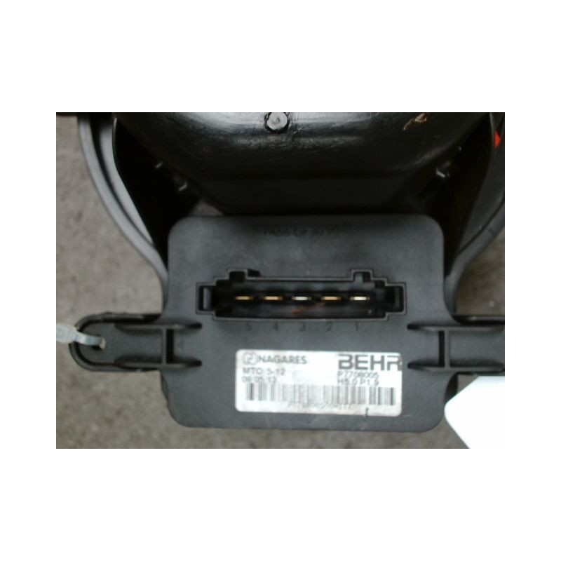 MOTEUR VENTILATEUR CHAUFFAGE PEUGEOT 3008 2009-