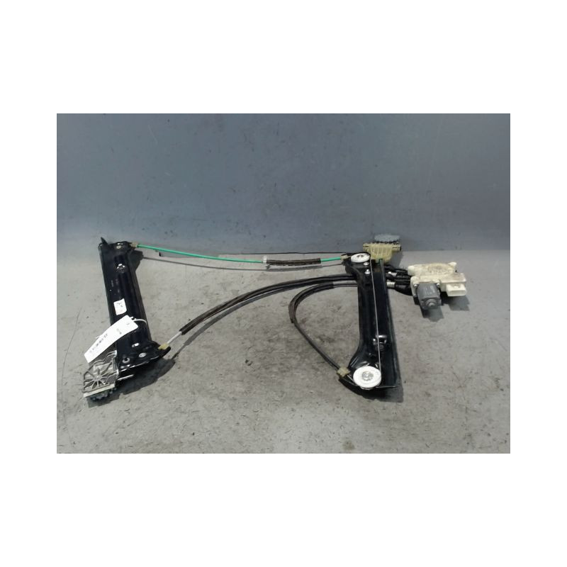 MECANISME+MOTEUR LEVE-GLACE AVANT DROIT MINI MINI 2010-