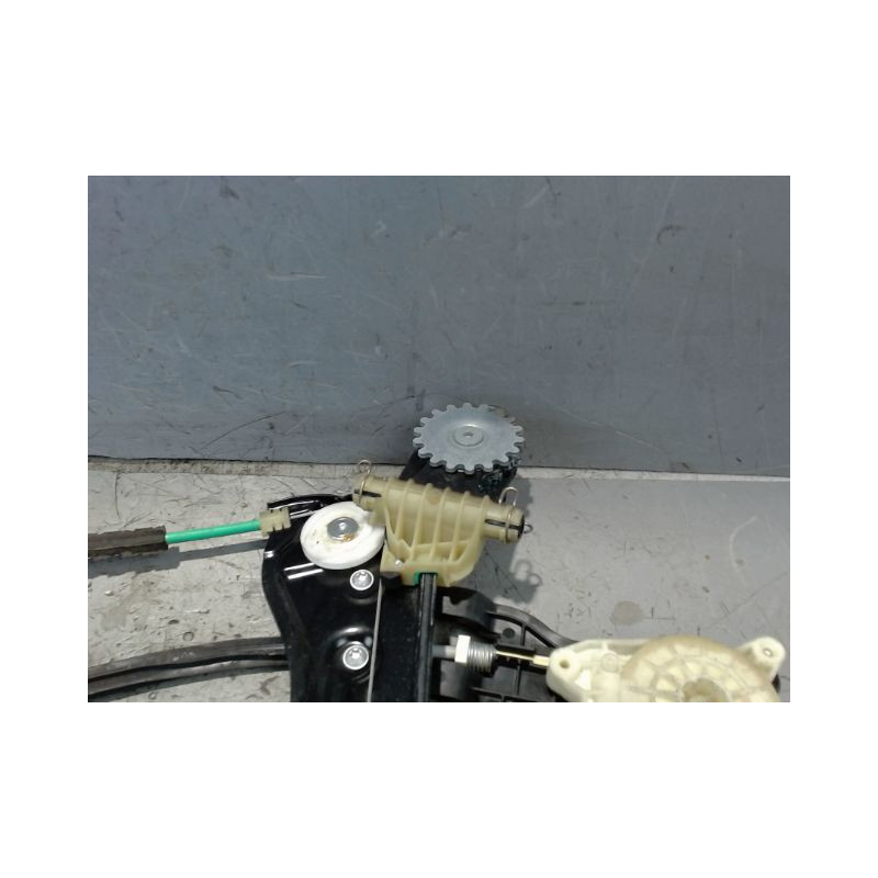 MECANISME+MOTEUR LEVE-GLACE AVANT DROIT MINI MINI 2010-