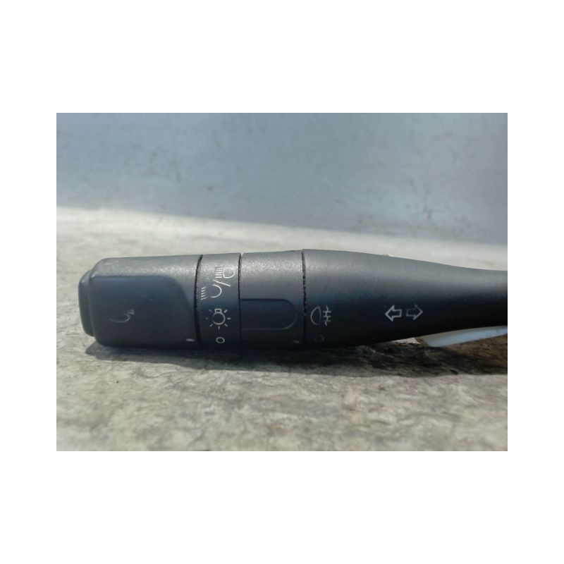 COMMANDE CLIGNOTANT PEUGEOT 106 96-2003