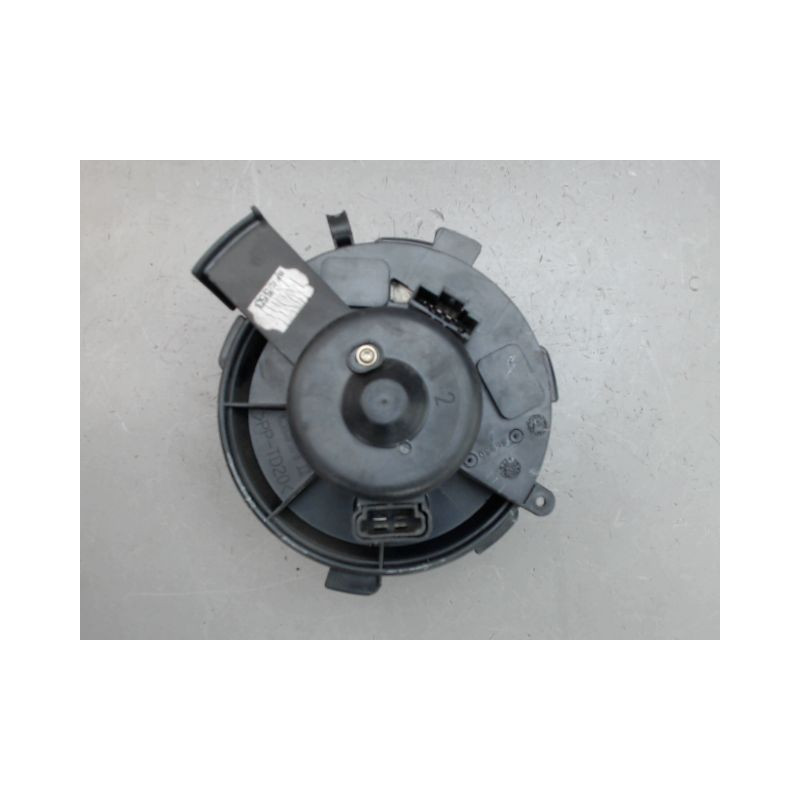 MOTEUR VENTILATEUR CHAUFFAGE PEUGEOT 307