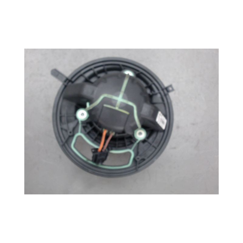 MOTEUR VENTILATEUR CHAUFFAGE M.A.N. SERIE 1