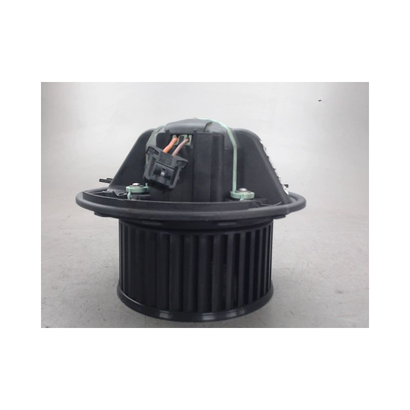 MOTEUR VENTILATEUR CHAUFFAGE M.A.N. SERIE 1