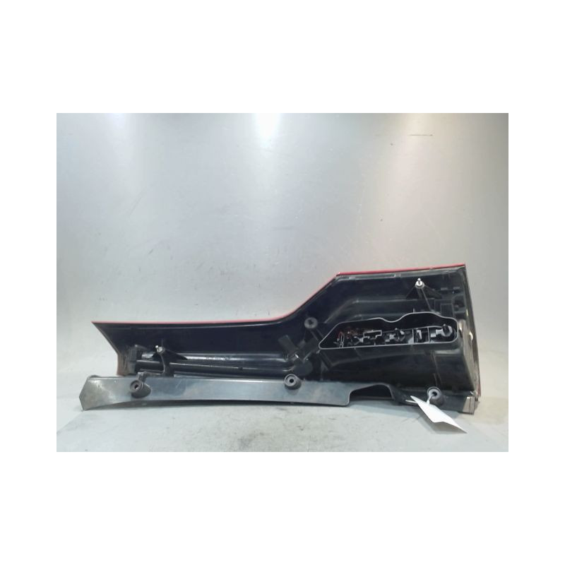 FEU ARRIERE GAUCHE  CITROEN C4