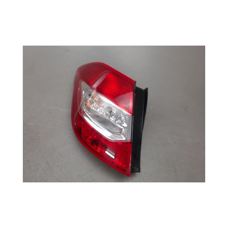 FEU ARRIERE GAUCHE  CITROEN C4