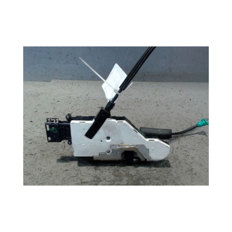 SYSTEME CONDAMNATION AVANT DROIT PEUGEOT 207 CC