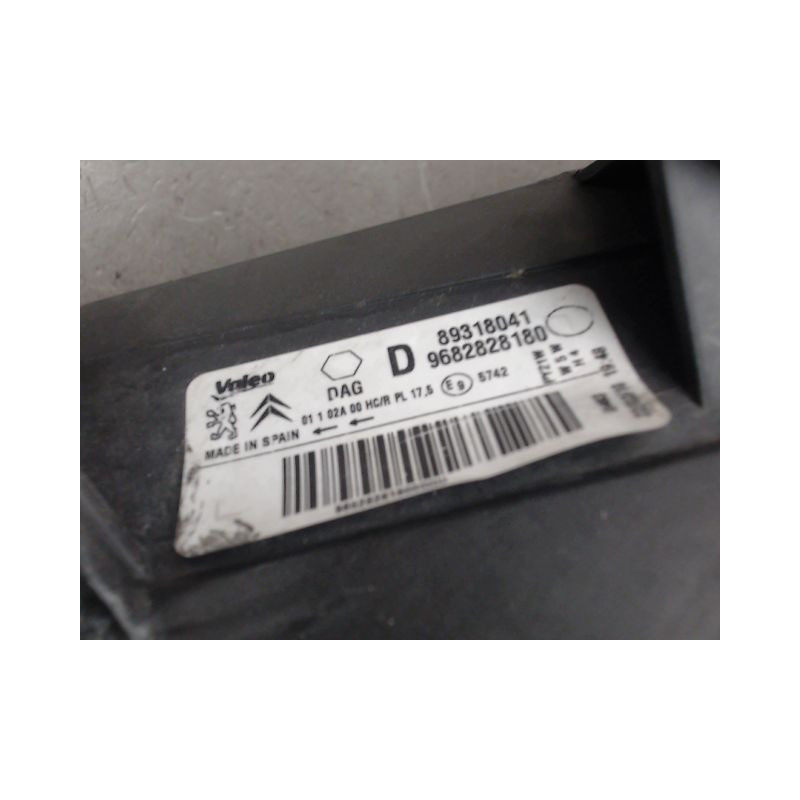 PHARE DROIT CITROEN BERLINGO