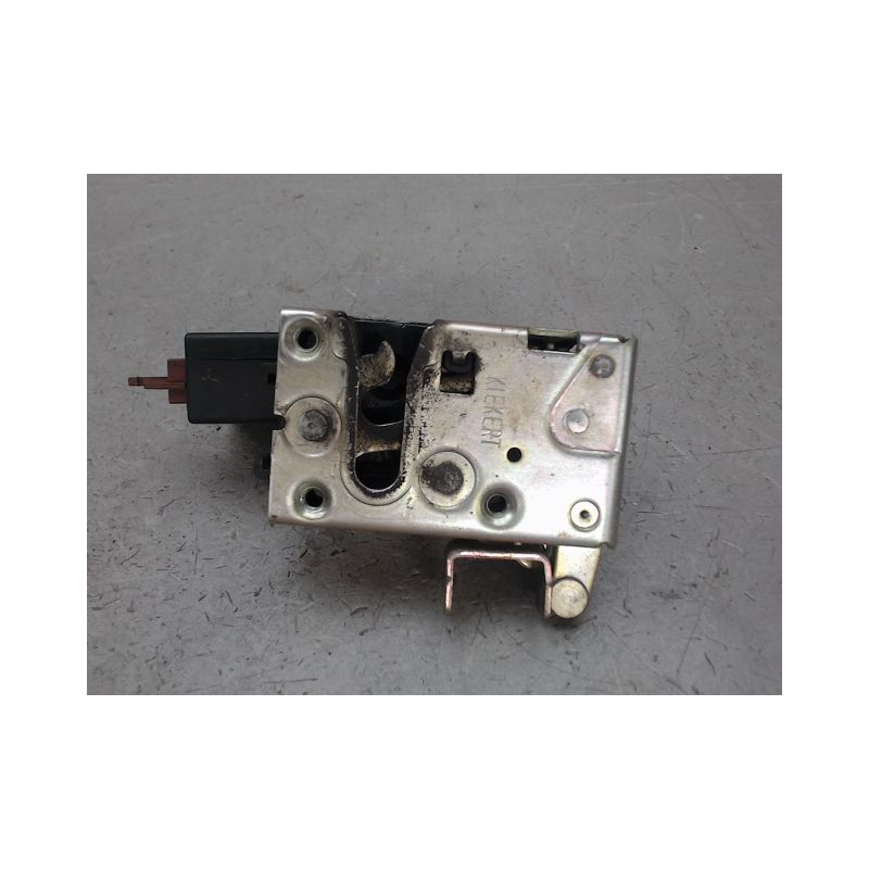 SYSTEME CONDAMNATION AVANT DROIT PEUGEOT 106