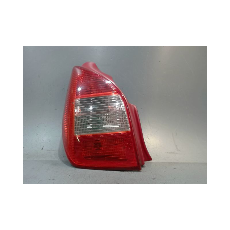 FEU ARRIERE GAUCHE  CITROEN C2