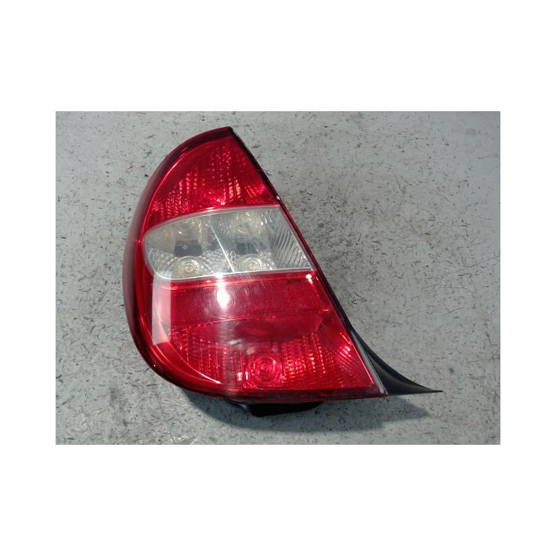 FEU ARRIERE GAUCHE  CITROEN C5 2001-2004