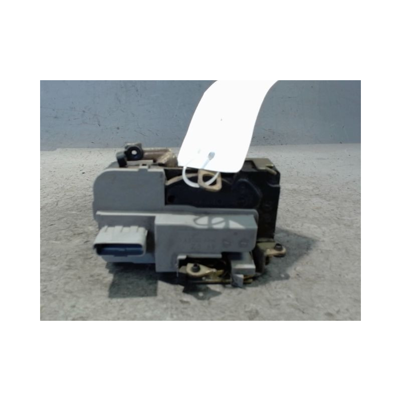 SYSTEME CONDAMNATION AVANT GAUCHE PEUGEOT 206 SW 02-06