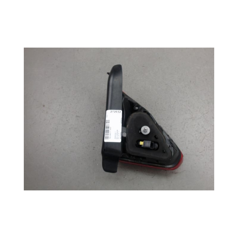 FEU ARRIERE INTERIEUR DROIT PEUGEOT 2008