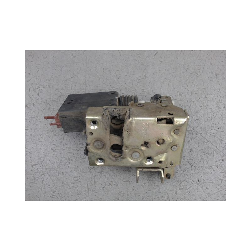 SYSTEME CONDAMNATION AVANT DROIT PEUGEOT 106