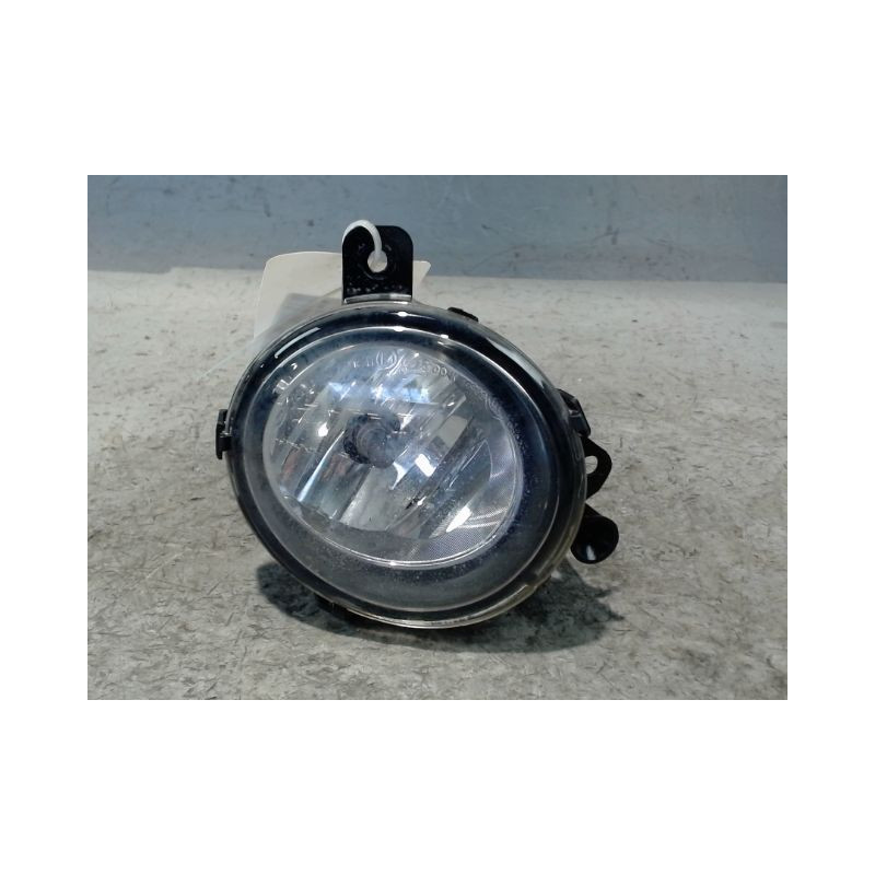 PHARE ANTIBROUILLARD AVANT DROIT B.M.W. SERIE 3