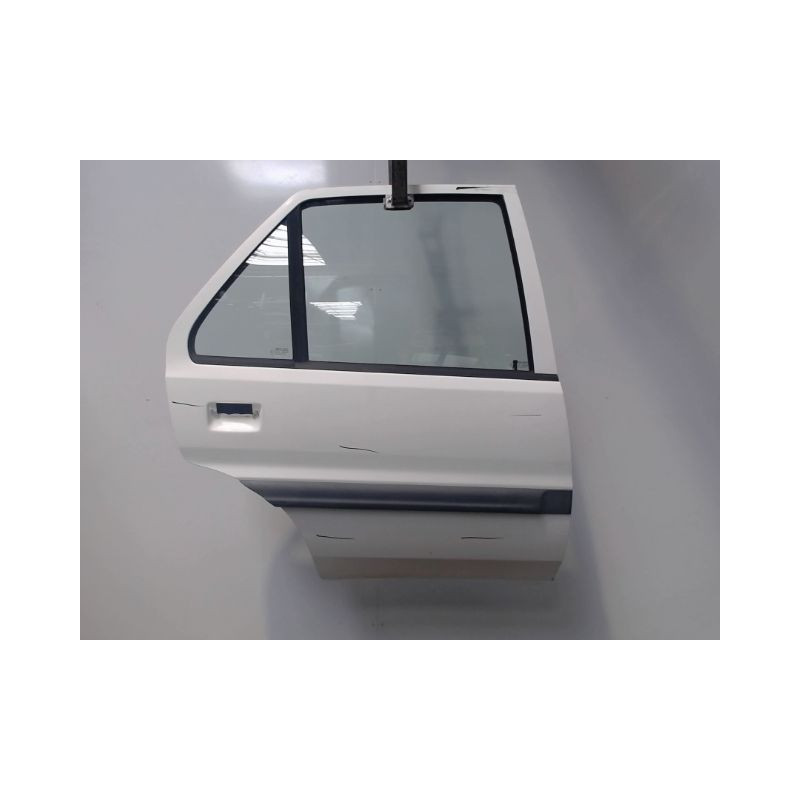 PORTE ARRIERE DROIT CITROEN SAXO -99