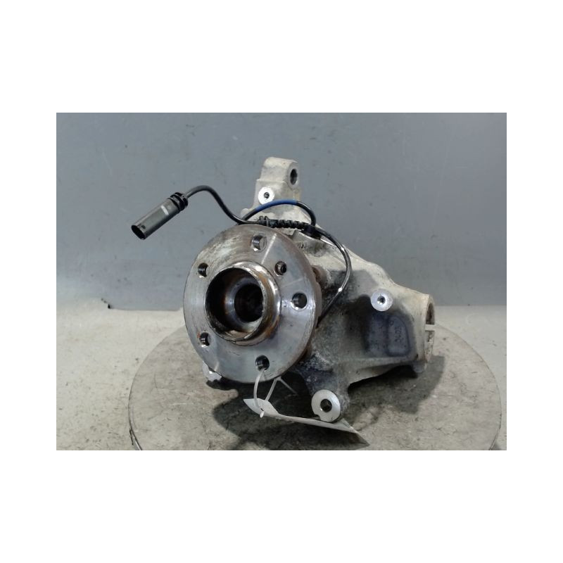 PIVOT AVANT DROIT MINI MINI 2010-