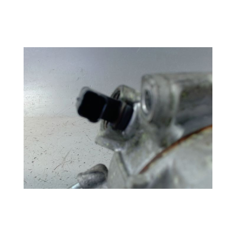 COMPRESSEUR AIR CONDITIONNE PEUGEOT 3008 2009-
