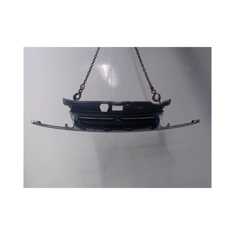 CALANDRE CITROEN SAXO -99