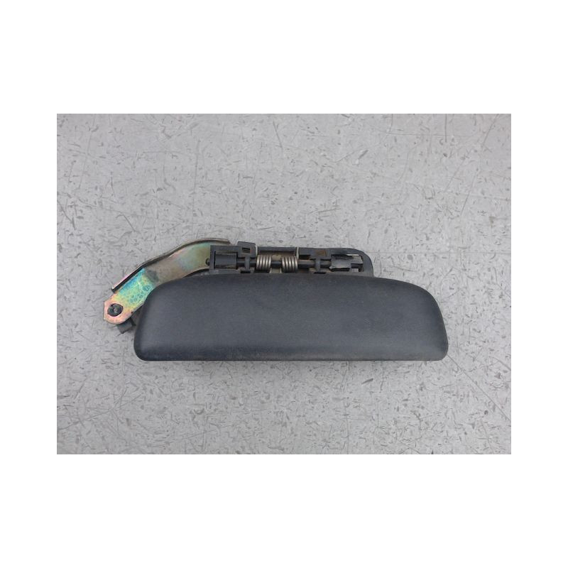 POIGNEE INTERIEURE PORTE AVANT DROIT PEUGEOT 106