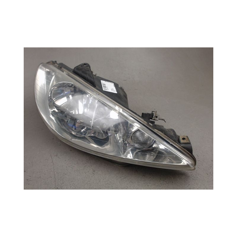 PHARE DROIT PEUGEOT 206