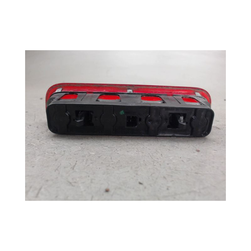 FEUX STOP SUPPLEMENTAIRE CITROEN NEMO