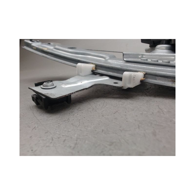 MECANISME LEVE-GLACE AVANT GAUCHE PEUGEOT 207