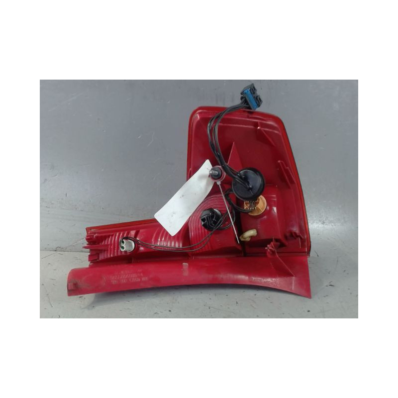 FEU ARRIERE GAUCHE  CITROEN C4 2008-