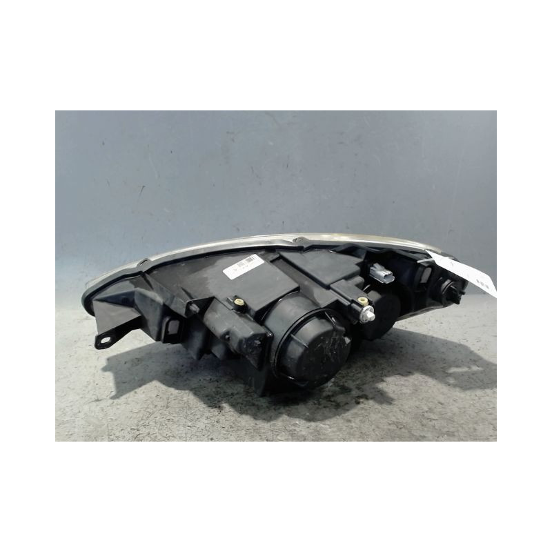 PHARE DROIT PEUGEOT 807