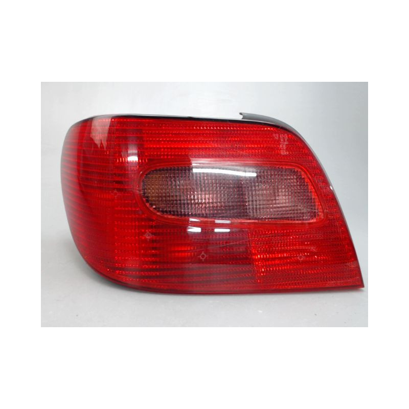 FEU ARRIERE GAUCHE  CITROEN XSARA