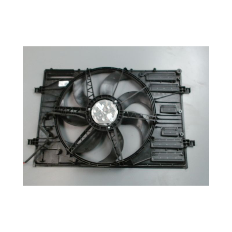MOTEUR VENTILATEUR RADIATEUR VOLKSWAGEN GOLF