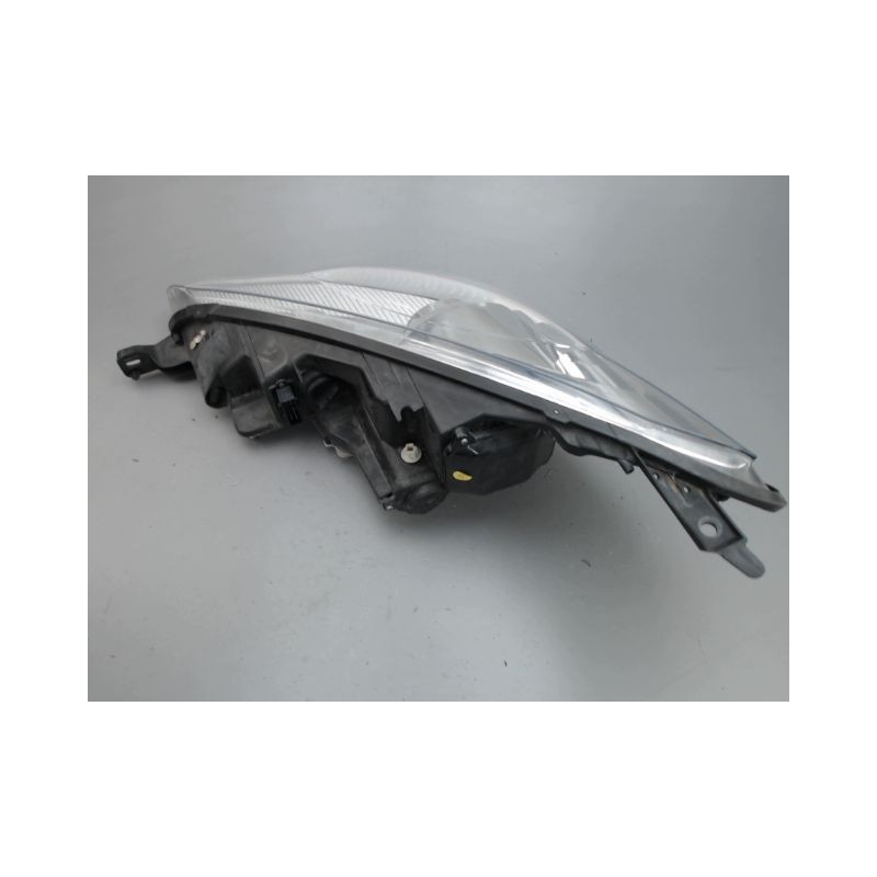 PHARE DROIT PEUGEOT 407