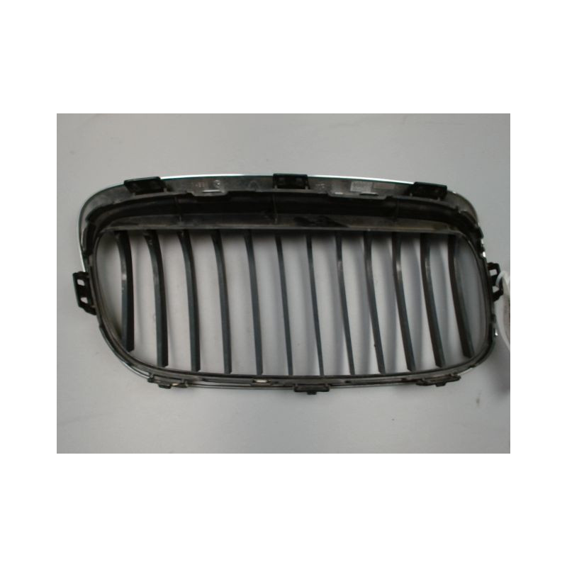 GRILLE CALANDRE GAUCHE B.M.W. SERIE 2