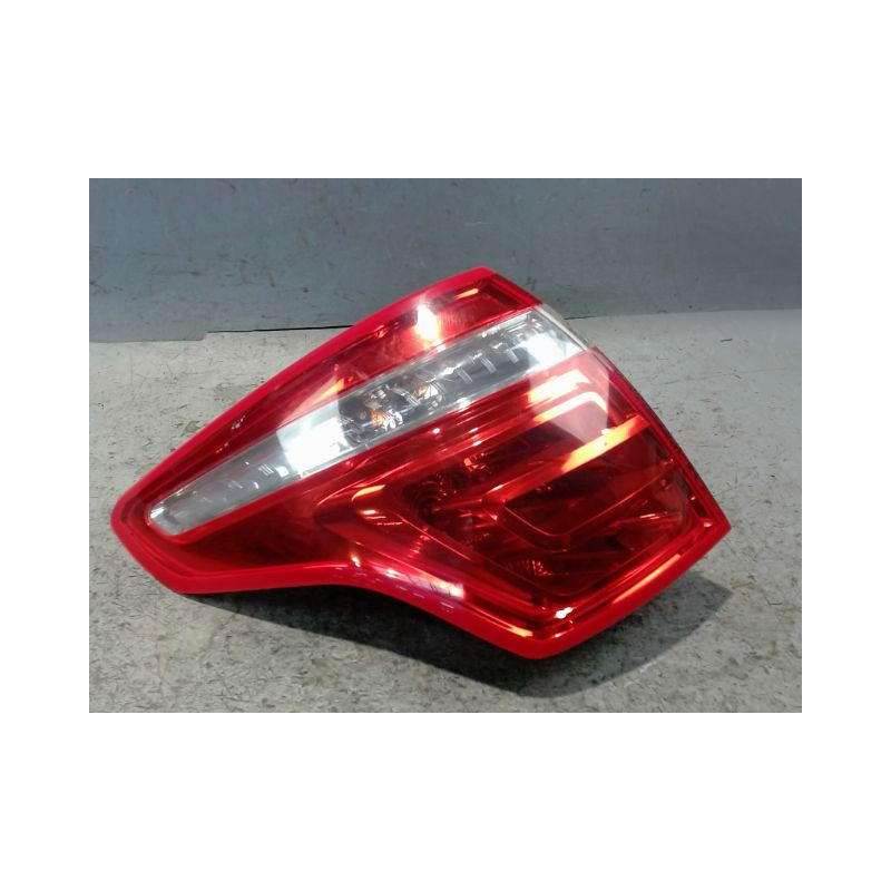 FEU ARRIERE GAUCHE  CITROEN C4 PICASSO 007-