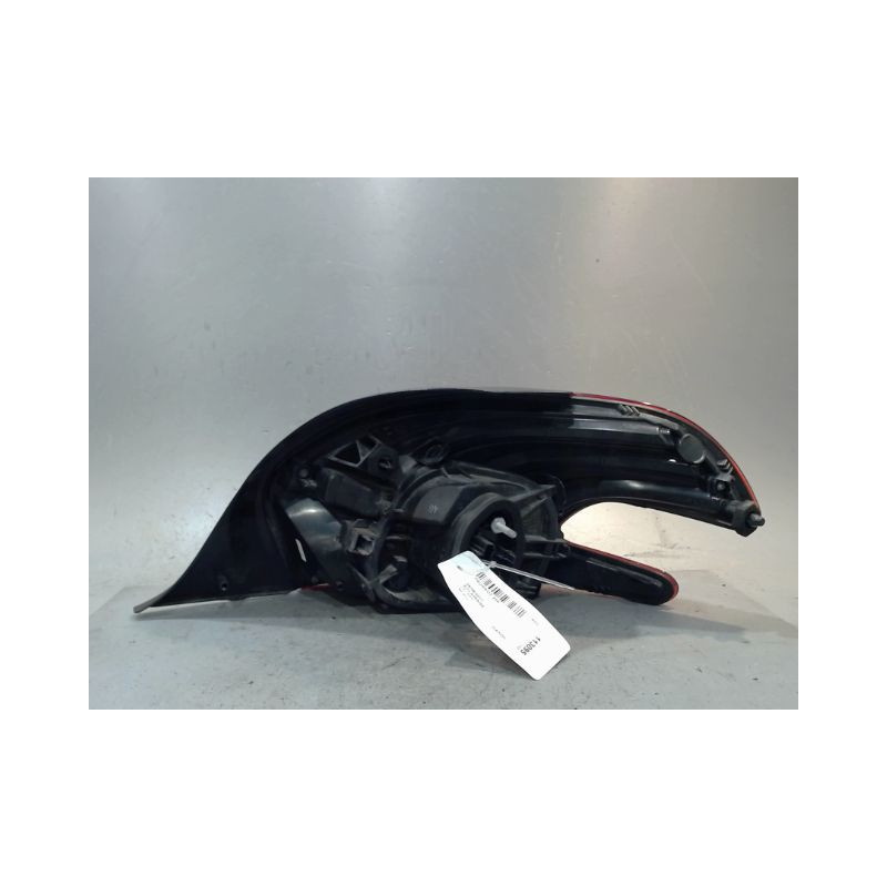 FEU ARRIERE GAUCHE  PEUGEOT 208