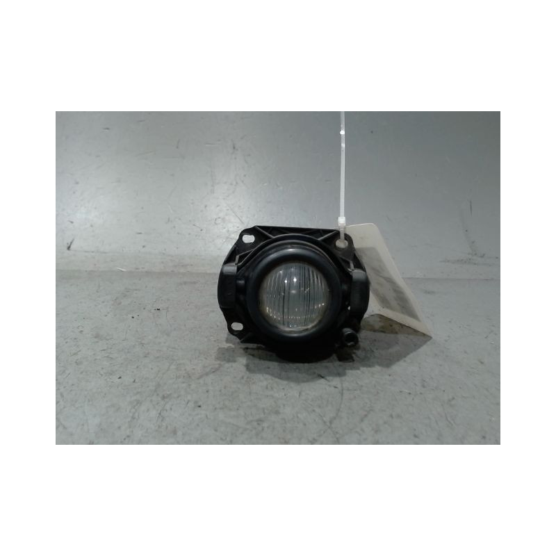 PHARE ANTIBROUILLARD AVANT GAUCHE B.M.W. X3