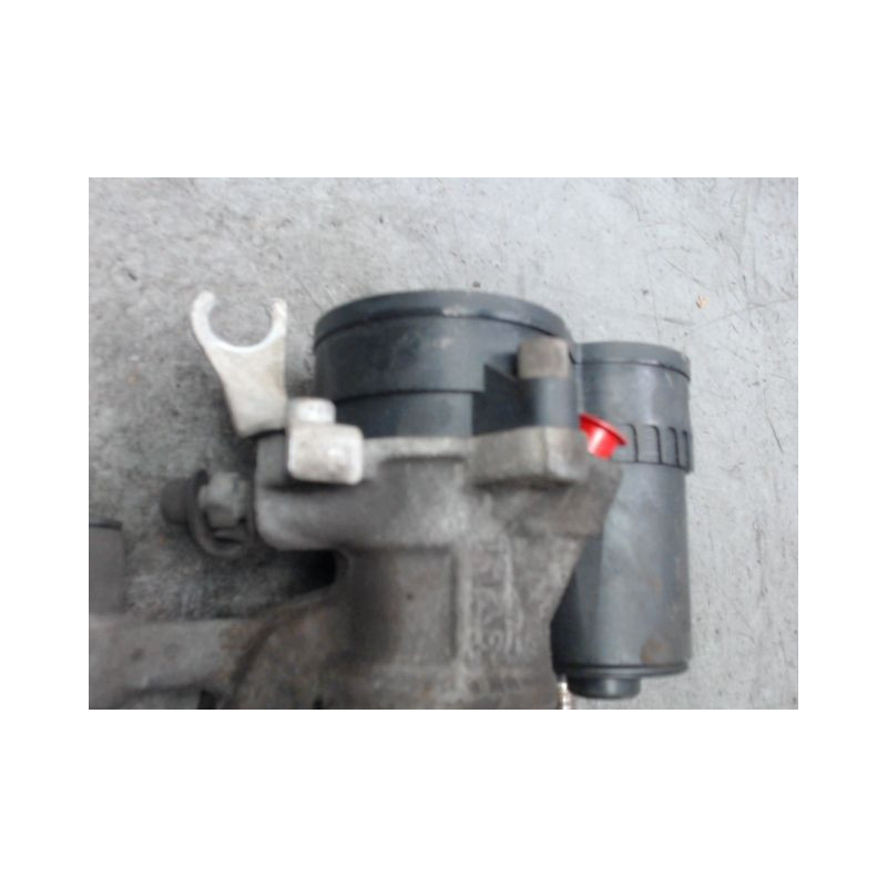 ETRIER DE FREIN ARRIERE DROIT B.M.W. SERIE 2