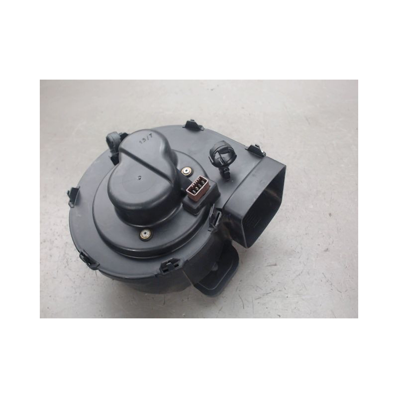 MOTEUR VENTILATEUR CHAUFFAGE PEUGEOT 106