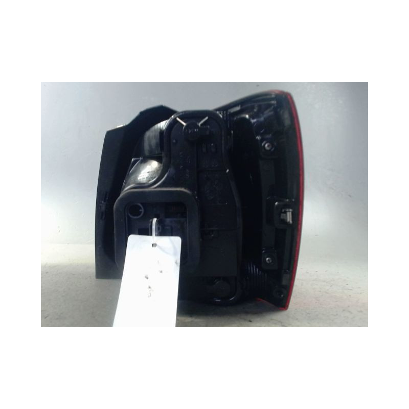 FEU ARRIERE GAUCHE  VOLKSWAGEN POLO 2009-
