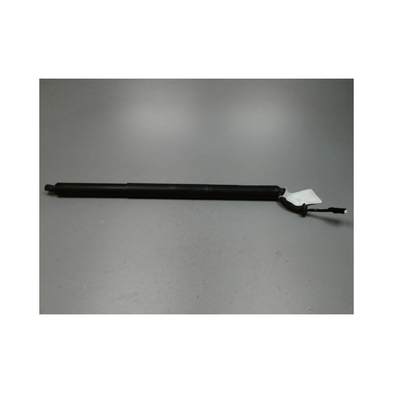 VERIN HAYON D B.M.W. SERIE 2