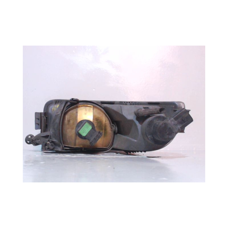 PHARE ANTIBROUILLARD AVANT GAUCHE SKODA SUPERB